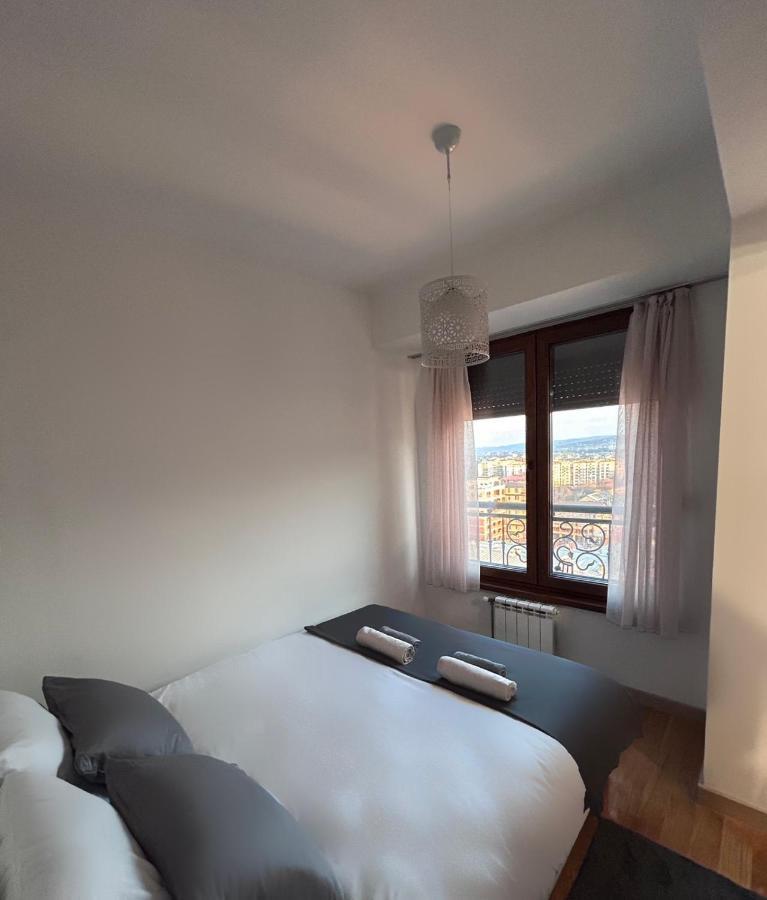 Apartments Empire - Adora Flatiron Skopje Exterior photo